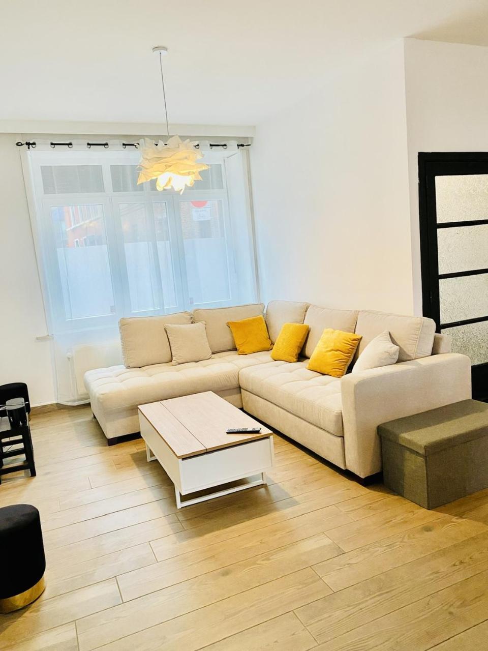 Residence Deluxe Charleroi Eksteriør bilde